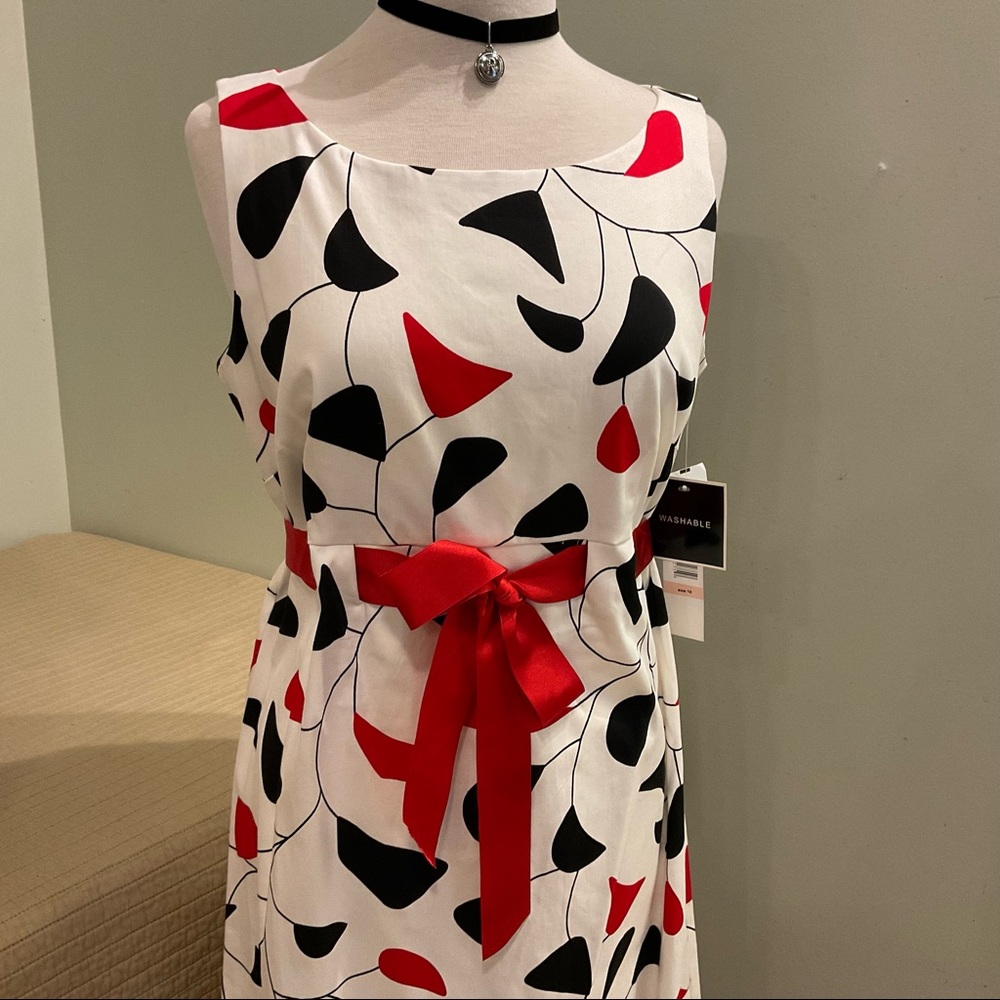 Madisonleigh Empire Dress - Size - 10